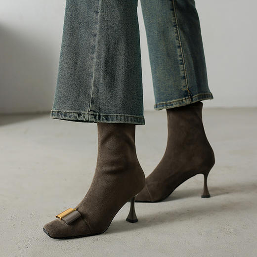 【预售5天】新款法式复古方头粗跟中跟单鞋女高筒瘦瘦靴弹力靴短筒靴WC&M3581 商品图3