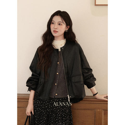 鹿向南「威尼斯诗行」高级感黑色圆领通勤皮衣秋季新款简约外套女 商品图1