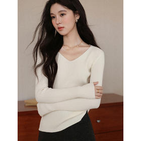 鹿向南「棉田雪白」杏色轻薄V领针织衫女秋新款显瘦打底长袖上衣