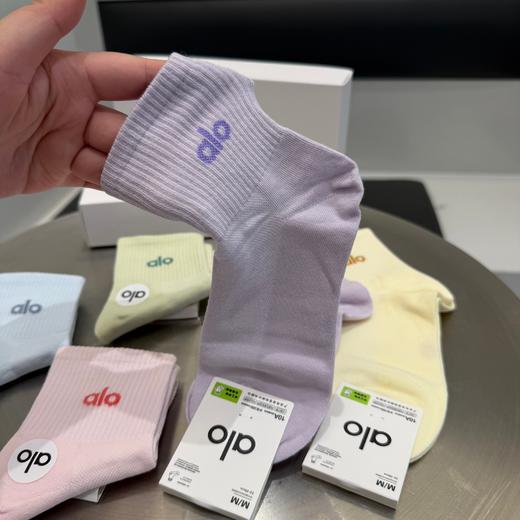 G528一盒5双。棉质超好，脚背透气设计，Alo男款袜子 商品图3