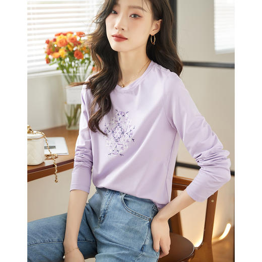 【专属特价】熙世界轻民族风复古刺绣T恤长袖2025秋季新款休闲圆领棉质上衣 商品图2