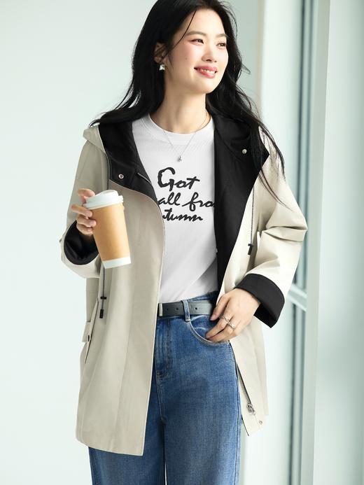 【经典款】【商场同款】伊芙丽春秋撞色连帽派克式风衣1G7860021 商品图3