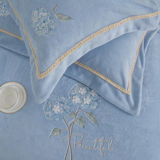 【230g高克重】云煦绒四件套 琥珀蓝风/大富大桂/美丽有约/花团锦绣hl【云煦绒面料】【刺绣工艺】一触即暖 锁温保暖 防静电导电丝 商品图13