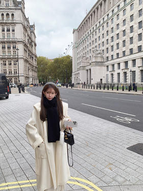 金蘑菇菇 温莎 lp经典连帽羊绒大衣/10羊绒