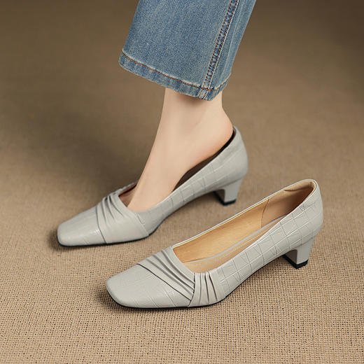 【预售5天】里外全皮~新款羊皮时装鞋女方头气质灰色通勤粗跟女鞋FDME&FD9223 商品图2