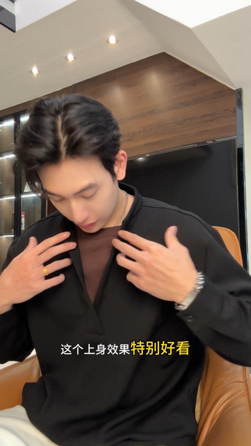 SDSA男士秋冬新款痞帅男装潮牌拼接褶皱假两件圆领卫衣复古上衣 商品图0