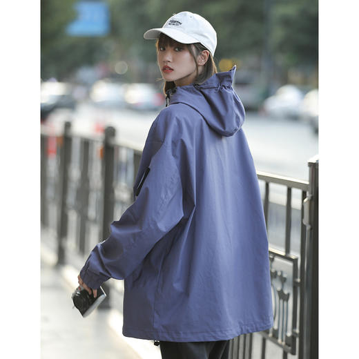 【登山休闲美式夹克】户外机能冲锋衣男女士防风宽松型春季连帽外套 商品图3