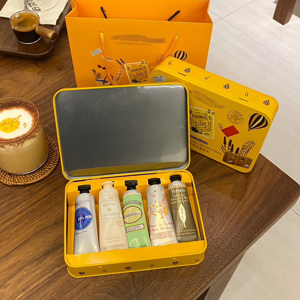 i22VifOtztSBuvrAbg2ceXmDdUGXEs9fsxiQ