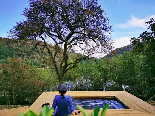 【雅安石棉茨格达海·浮云海子温泉度假酒店】
🌊打卡川西治愈秘境，享早餐、温泉、划船…邂逅贡嘎日照金山🌞 商品图4