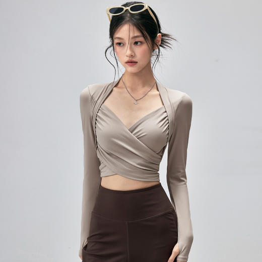 跃牌【海听系列】瑜伽服女秋冬固定杯运动上衣高颜值新款长袖XC49 商品图4