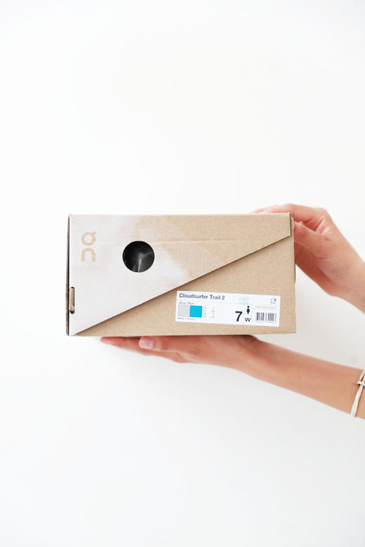 飞一样的感觉，马拉松竞速跑鞋。户外缓震越野山地跑步鞋C092388 商品图3