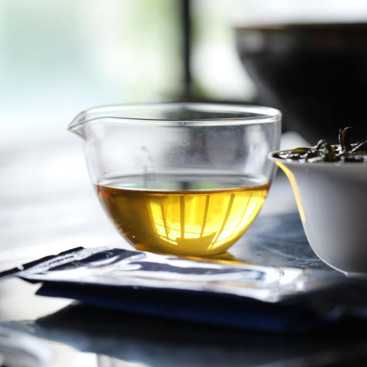 【不是山】广诚行歪尾桃铁观音96g 商品图3