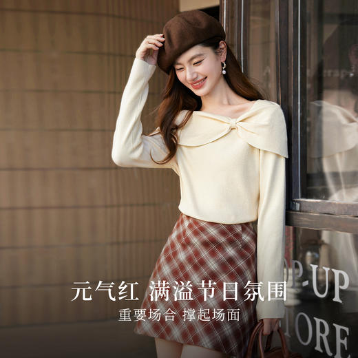 【09/26新品】熙世界蝴蝶结船领红色针织衫女秋冬新款气质小众不撞款氛围感毛衣 商品图3