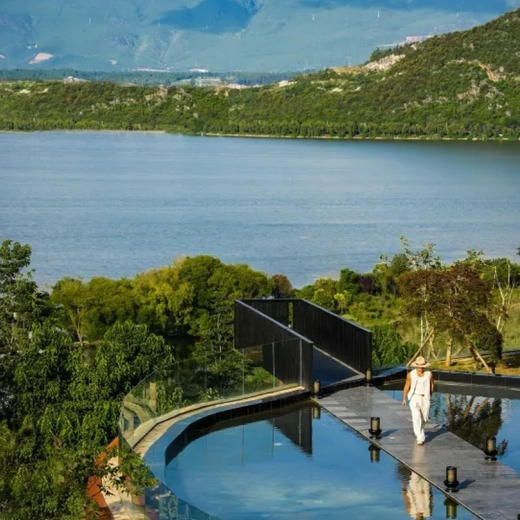 1~3晚【既见·象罔SOOOAN隐奢度假酒店】远离都市喧嚣，坐拥玉龙雪山，体验惬意生活，山林秘境雪山湖影下午茶、萌宠互动、非遗体验，邀你共赴避世之所~ 商品图3