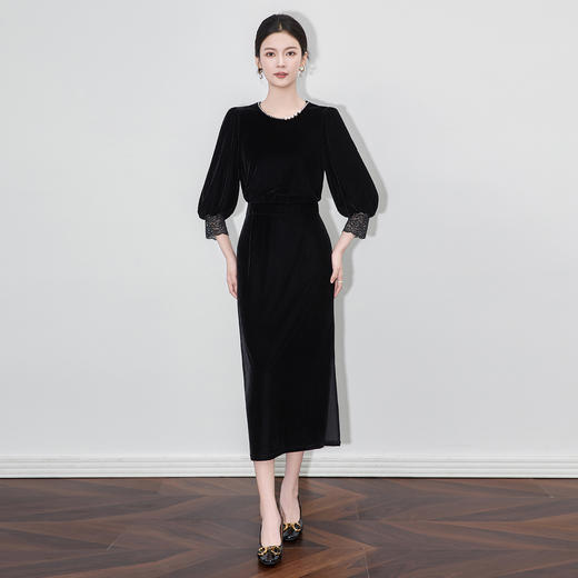 WL 2512603重工钉珠领蕾丝拼接丝绒收腰修身连衣裙气质 商品图0