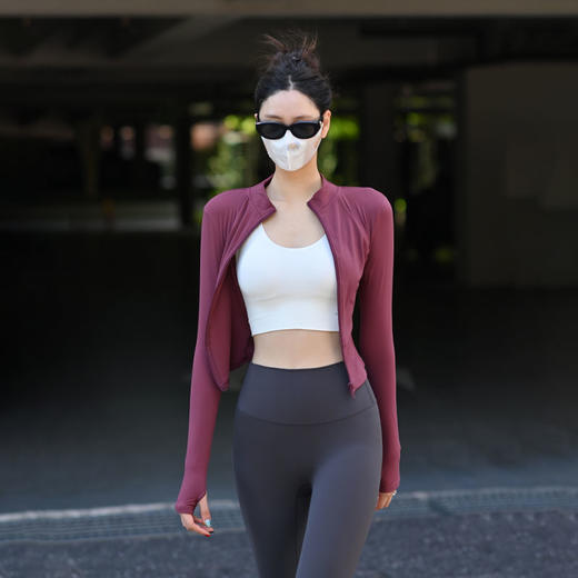 Beemen秋冬新款女裸感立领瑜伽外套 拉链开衫紧身显曲线 透气不闷汗 健身外穿室内瑜伽服外套 商品图2