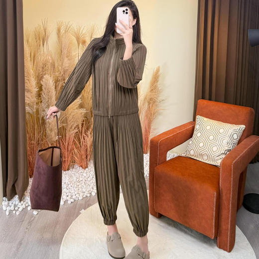 秋季气质穿搭套装女宽松休闲简约时尚防风夹克外套束脚裤子两件套 商品图3