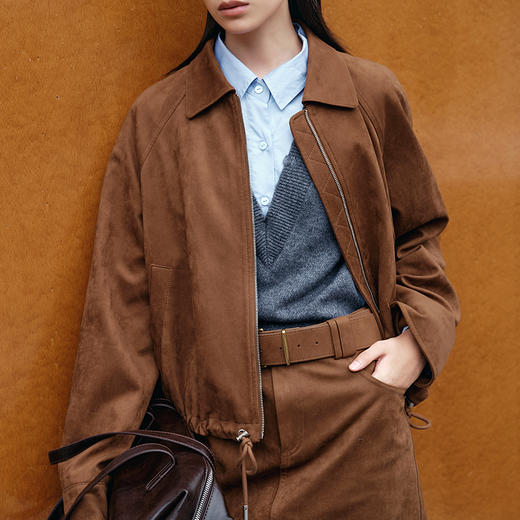 NEELLY纳俪商场同款秋冬新款复古翻领麂皮外套女高级感廓形上衣N25091C01139 商品图2