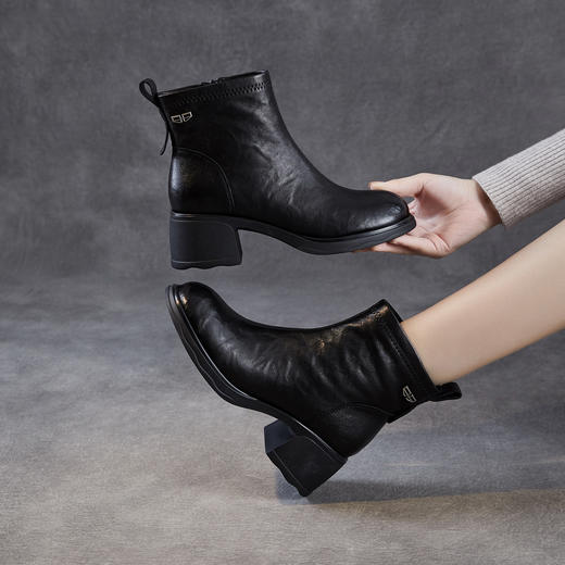 ZM 258683马丁靴复古厚底粗跟法式短靴 商品图1