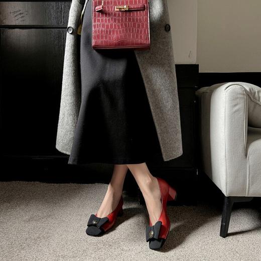 【预售5天】蝴蝶结拼色轻时尚年秋冬方头粗跟中跟一脚蹬浅口单鞋DJ&A7826 商品图2