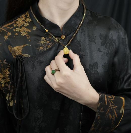 【会员专享】笑口常开佛蜜蜡沉香项链 商品图4