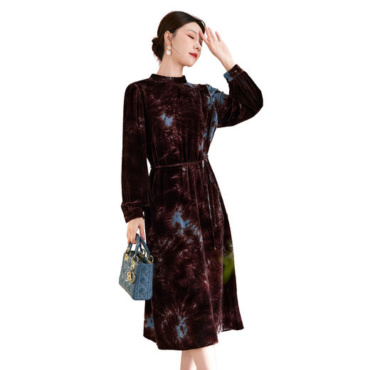QS秋冬新款真丝丝绒连衣裙气质休闲收腰扎染设计感中长款裙子女1993 商品图4