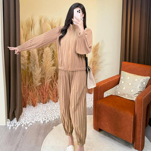 秋季气质穿搭套装女宽松休闲简约时尚防风夹克外套束脚裤子两件套 商品图2