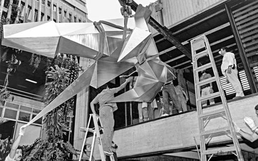 Lynn Chadwick: A Sculptor on the International Stage / 林恩·查德威克：国际舞台上的雕塑家 商品图4