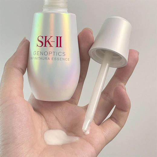 SK2//sk2三件礼盒（神仙水230Ml+sk2小灯泡50Ml＋面霜80g ） 带礼盒手提袋 节日送礼 商品图8