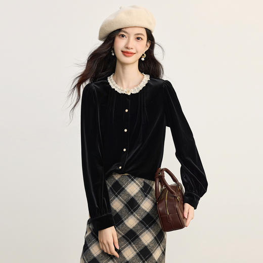 【09/26新品】熙世界光泽感黑色金丝绒衬衫女长袖秋冬款法式千金风圆领花边上衣 商品图3