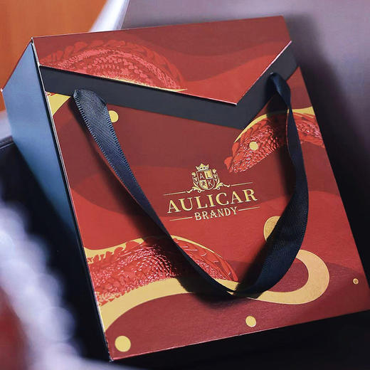 热卖中！！免费试喝！【法国原瓶进口】奥莱卡老军壶XO白兰地 大容量1L装 商品图8