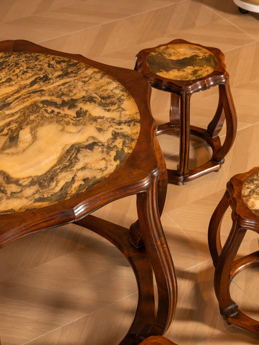 清	红木镶云石葵口六角鼓墩形圆台及凳成套（一桌六凳） 商品图2