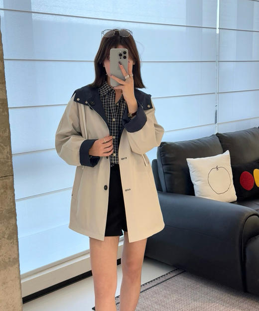 miu秀款两面穿连帽廓形风衣外套09221 商品图2