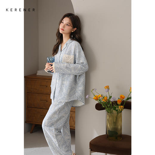 可人儿春秋季带胸垫泡泡绵女士长袖长裤睡衣可外出小众家居服套装 商品图1