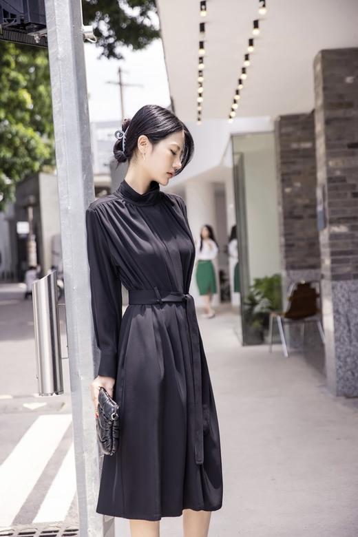 Le Malene 黑色多穿法风衣式连衣裙 17253 商品图1