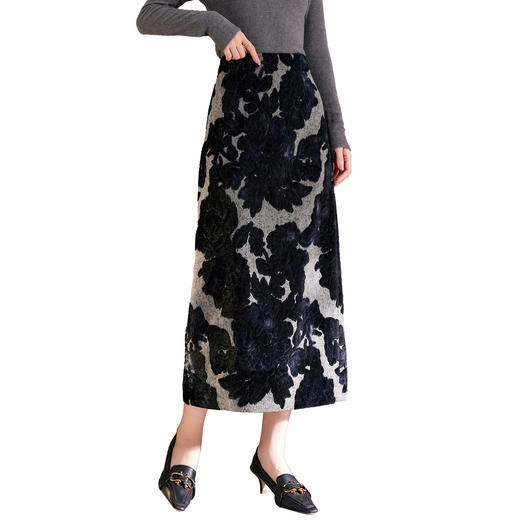 QS扎染印花半身裙女秋冬新款时尚包臀中长裙日常个性穿搭2311 商品图4