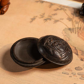 清	紫檀人物圆香盒