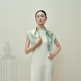 凤凰之家“棋幻之境”70厘米双面印花中方巾