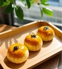 🟡中秋送礼佳品【阿朗伯蛋黄酥】❗长辈都爱吃❗满口香酥不腻❗外皮酥到掉渣❗超大颗咸蛋黄❗馅料十足❣礼盒装共12枚， 送礼自用两相宜！🔺豆沙绵密包裹着蛋黄的醇厚，咬下去满口流油，让人回味无穷 商品缩略图11