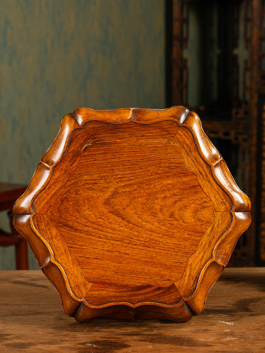 清	黄花梨束腰三弯腿海棠带托泥六角葵口器座 商品图2