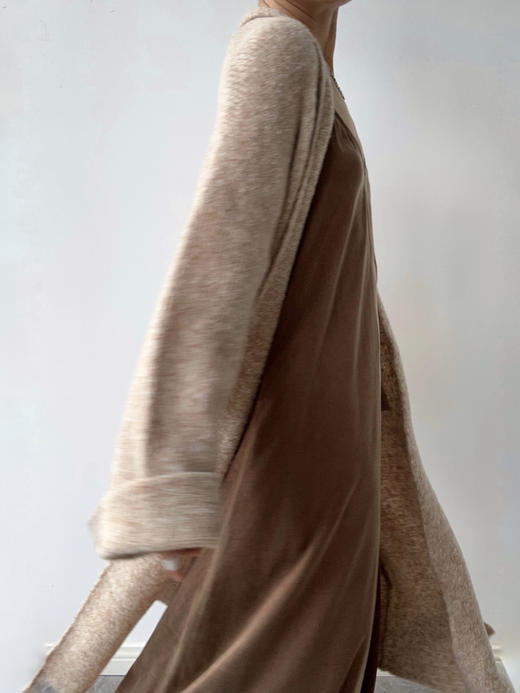 DONSEE10｜DS10AW2503-C 岩砂米 肌理针织长外套 商品图5