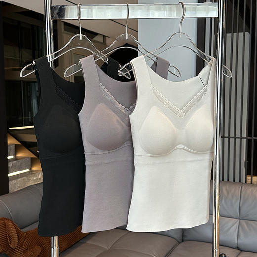 官网690！爱家羊绒桑蚕丝蕾丝V领保暖背心女 免穿文胸一体式固定杯无痕内搭吊带 商品图3