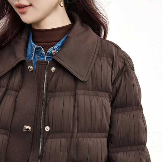 【年货节】熙世界90白鸭绒轻薄羽绒服女短款2025秋冬季新款菱格翻领保暖外套 商品图4