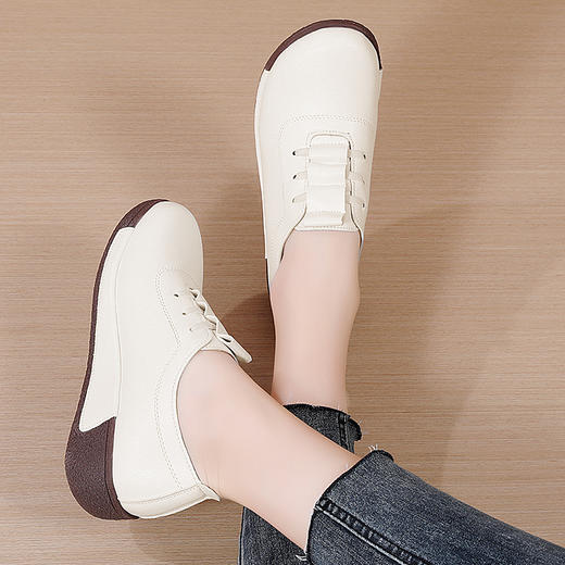 泉州鞋 真皮‘踩屎感‘一脚蹬厚底跛跟鞋 商品图1