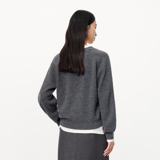 NEELLY纳俪秋季新款商场同款绵羊毛纯色通勤针织衫女软糯内搭毛衣N25094A04619 商品图1