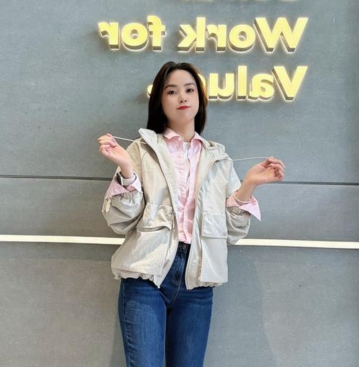 佐丹奴女装25年商场同款防泼水风衣外套05375015 商品图0