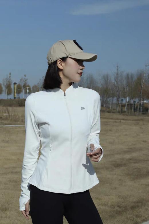 点此购买 可隆春秋季女士针织立领户外运动徒步登山拉绒弹力外套 qk 330946 商品图9