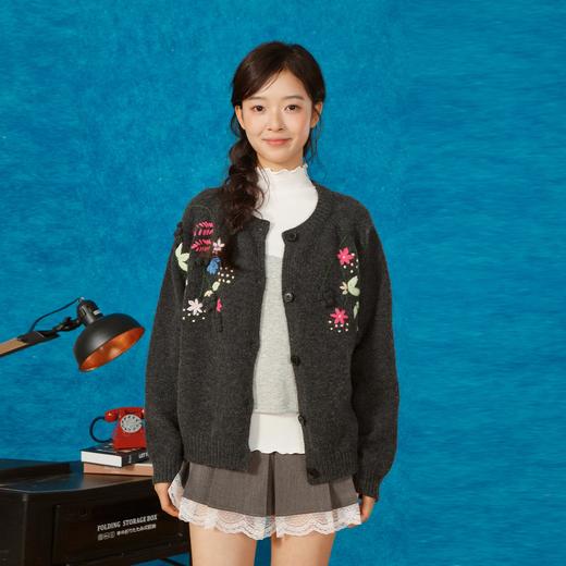 复古艺术立体刺绣开衫毛衣-纪念日百货门店同款166543136 商品图0