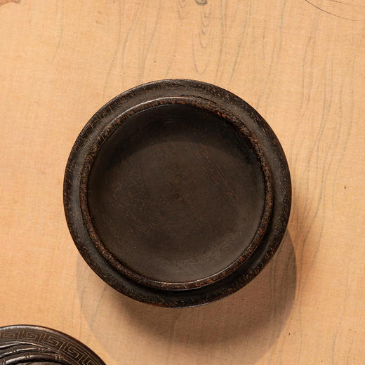 清	紫檀人物圆香盒 商品图3