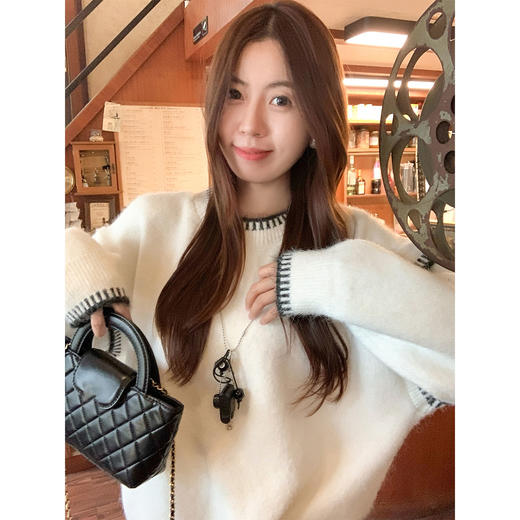 <曾小咸推荐>现货秒杀 ！微信超特价！2色韩系撞色毛衣 日常169.99 立减80 秒杀89.99！ 浅灰色休闲裤秒杀79.99！！ 商品图4